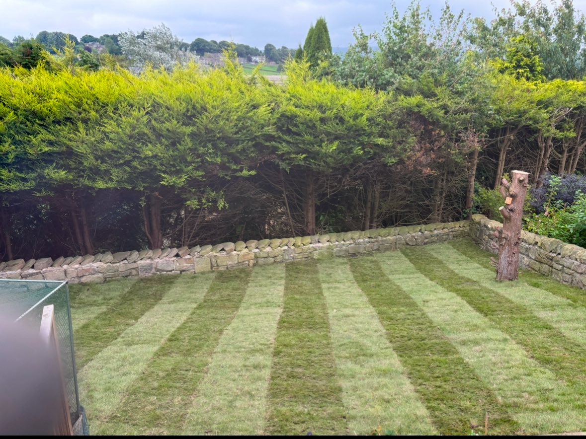 Garden maintenance and lawn care service in Padiham, Lancashire